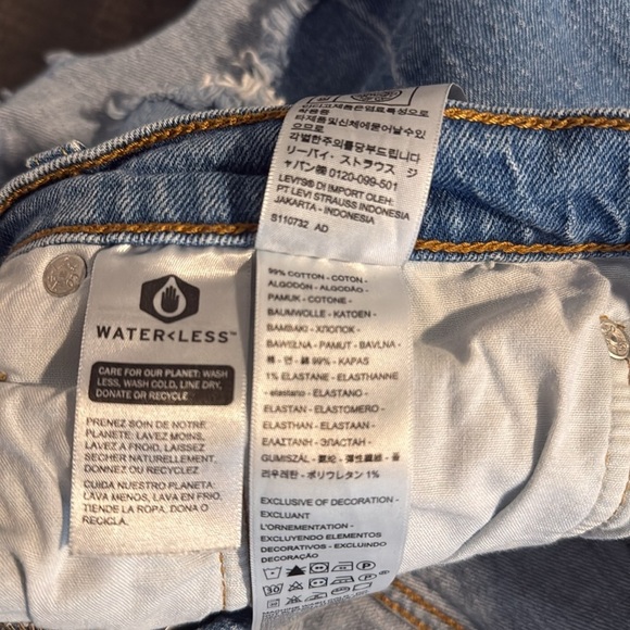 Levi’s 501 Cut Off Denim Jean Shorts Button Fly Size 32 - Picture 6 of 9